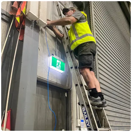 Imagem de serviço sendo realizado. SAU Digital Brasil, na região de Sorocaba